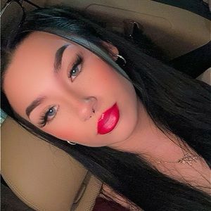 Meet your Posher, Bethanie